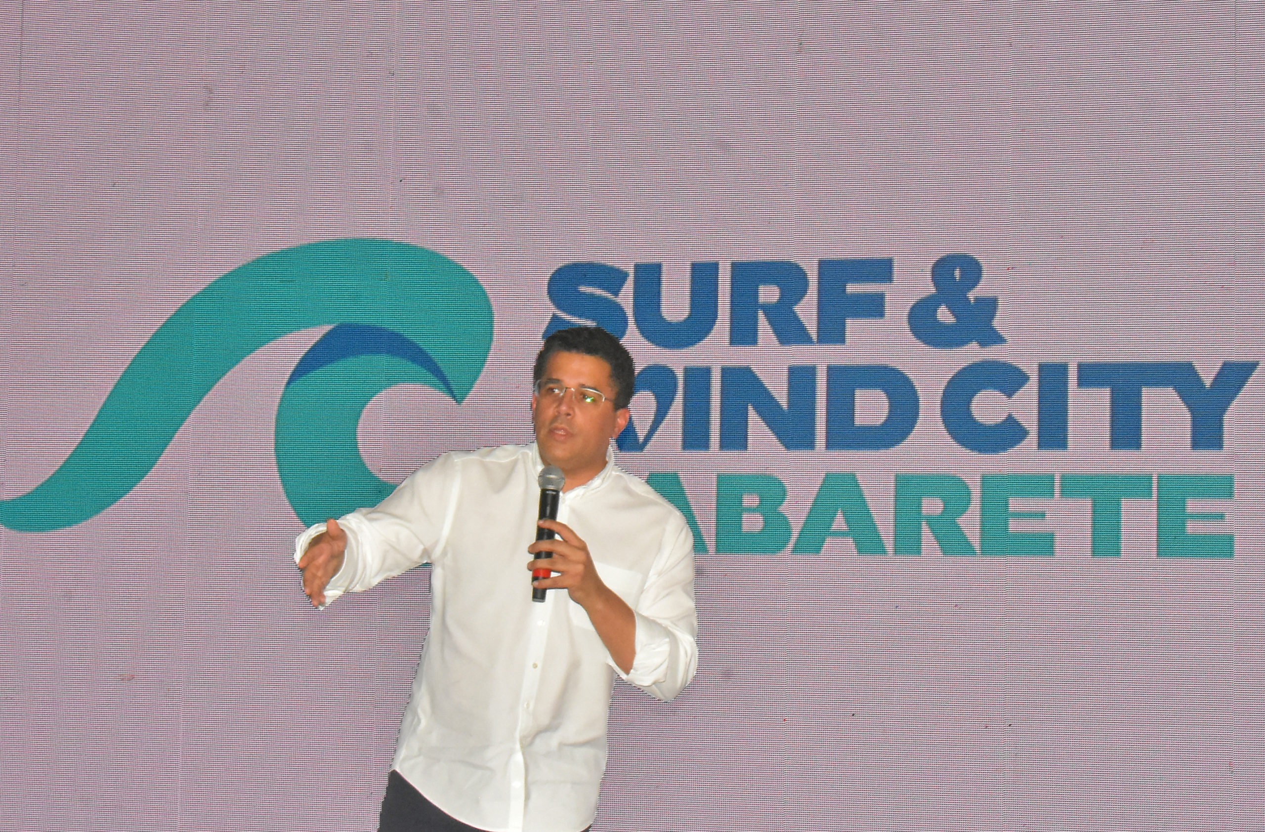 Ministro de Turismo, David Collado - Cabarete capital Wind and Surf City